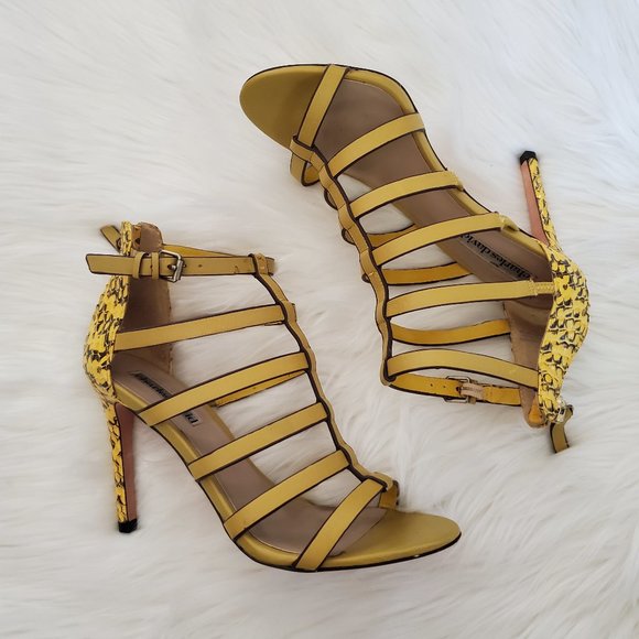 Charles David, Idealize, Size 6 Sandals, yellow - Picture 1 of 6